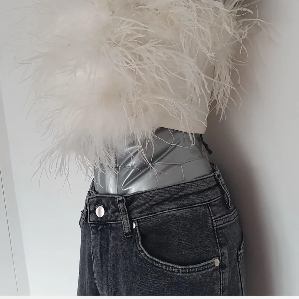Karen Millen Bardot feather crop top - Picture 3 of 7